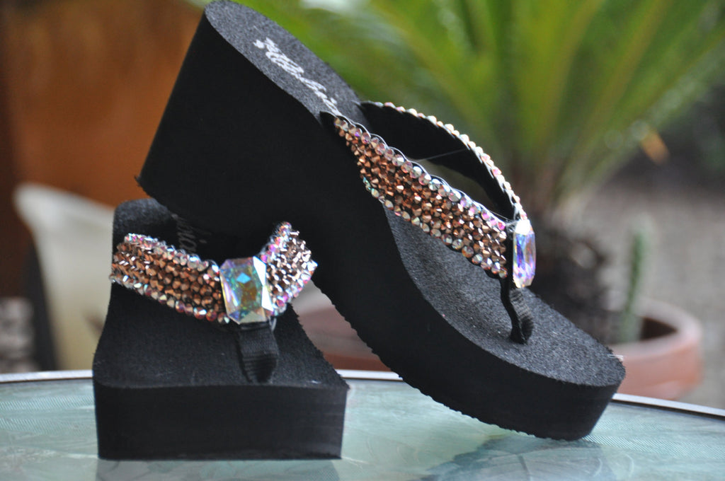 Rose gold flip flops top with rhinestones